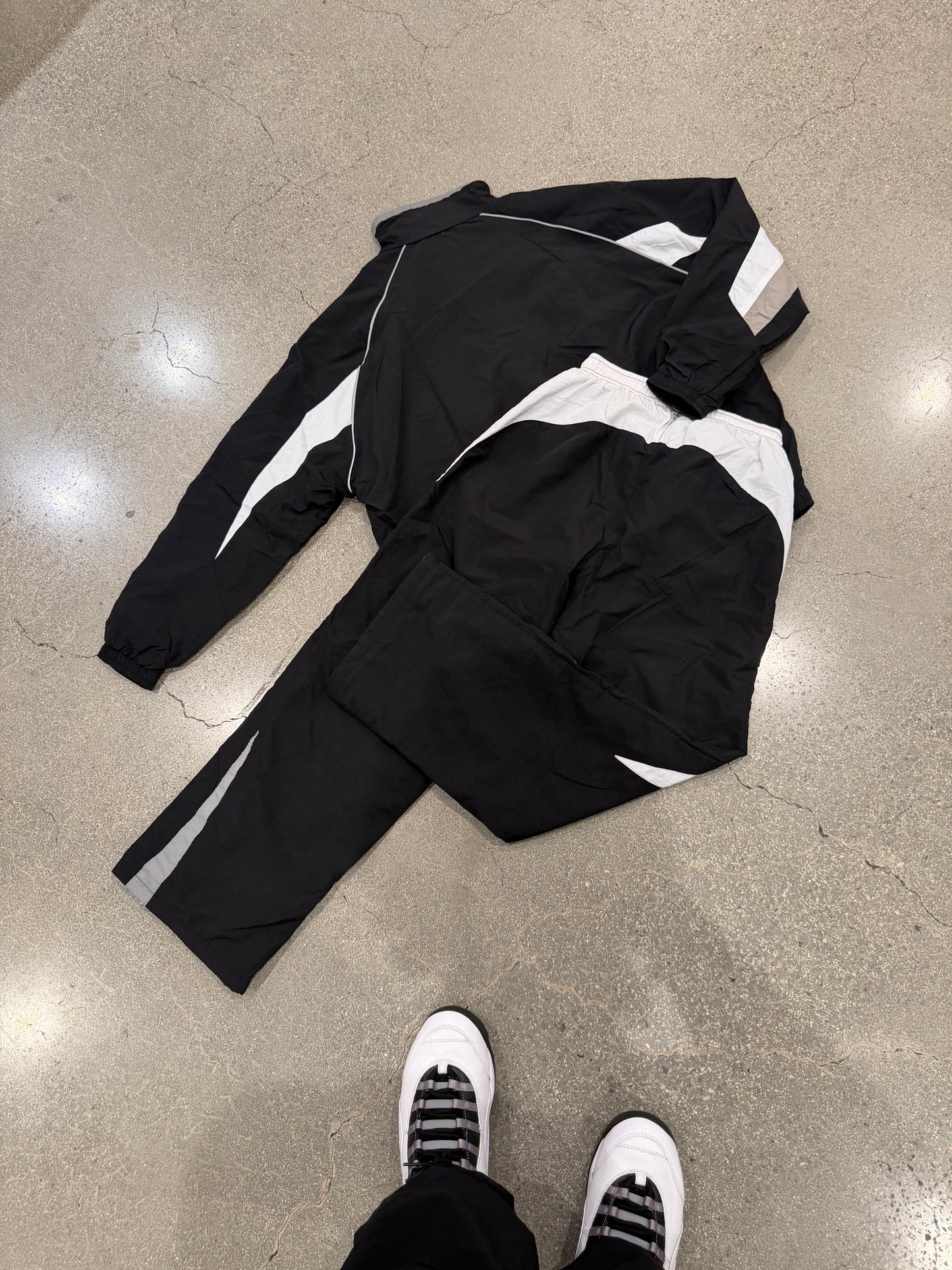 PHASE WINDBREAKER SET